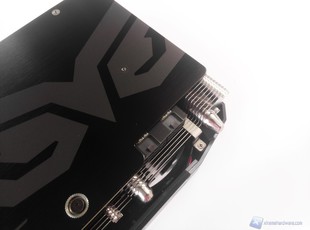 ASUS R9_390X_Strix_12